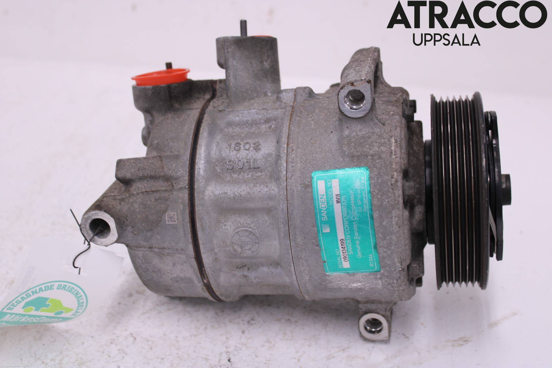 https://www.autos-fr.com/wp-content/uploads/A0001/auto-6/autoparts24-2/PAUD00411206332.jpg