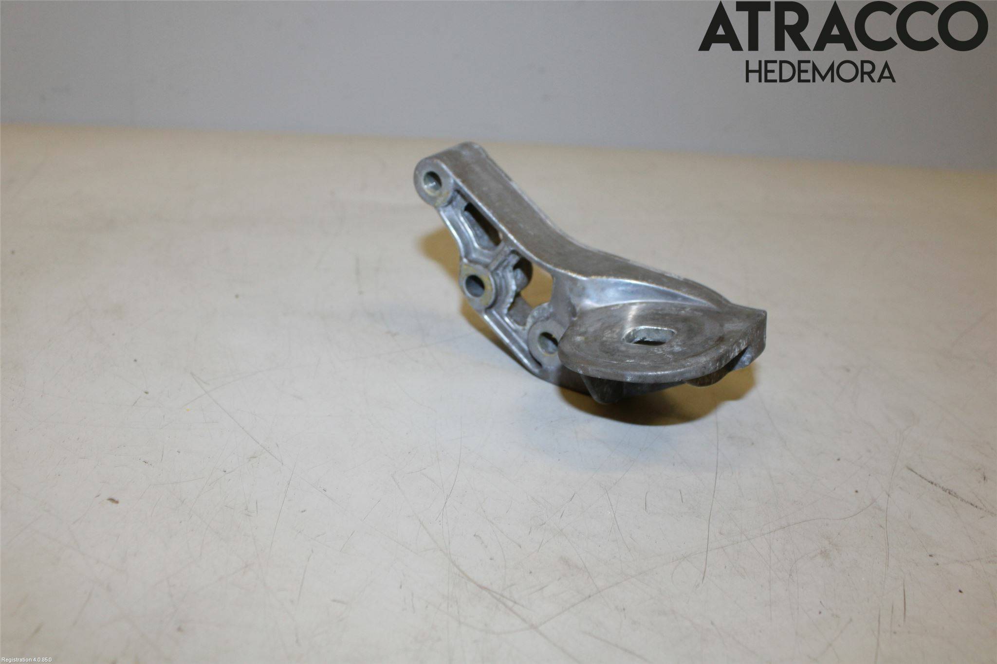 https://www.autos-fr.com/wp-content/uploads/A0001/auto-6/autoparts24-2/PAUD01222553992.jpg