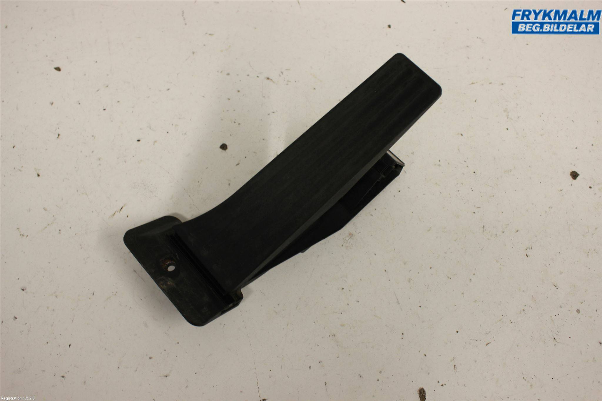 https://www.autos-fr.com/wp-content/uploads/A0001/auto-6/autoparts24-2/PAUD0155612478.jpg