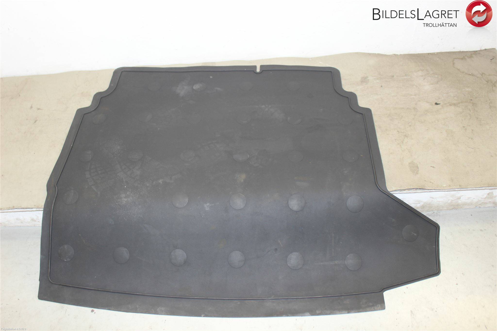 https://www.autos-fr.com/wp-content/uploads/A0001/auto-6/autoparts24-2/PAUD0176327960.jpg