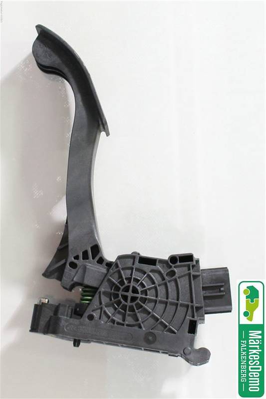 https://www.autos-fr.com/wp-content/uploads/A0001/auto-6/autoparts24/PAUD00231088734.jpg