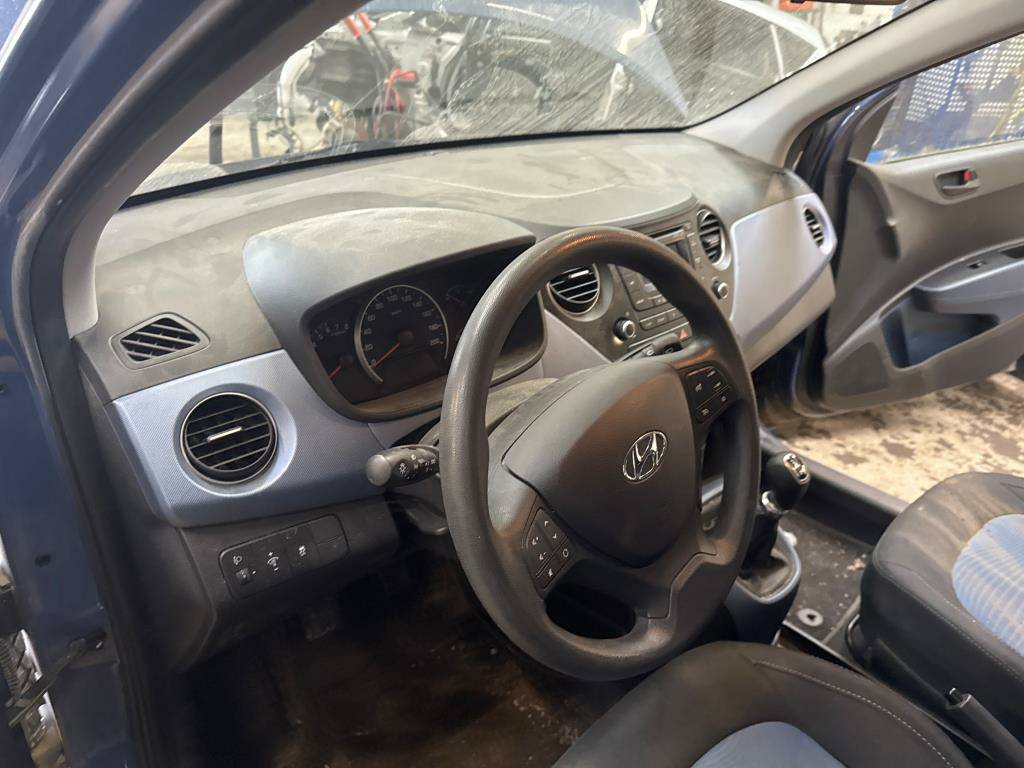 https://www.autos-fr.com/wp-content/uploads/A0001/auto-7/autoparts24-6/PAUA0072SEB71047.jpg